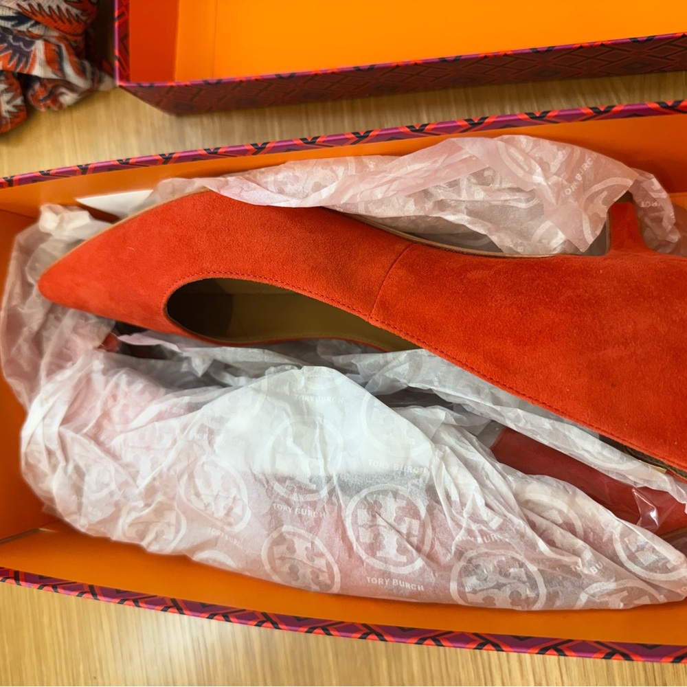 Tory Burch Women's Vibrant Red/Orange tone Heels